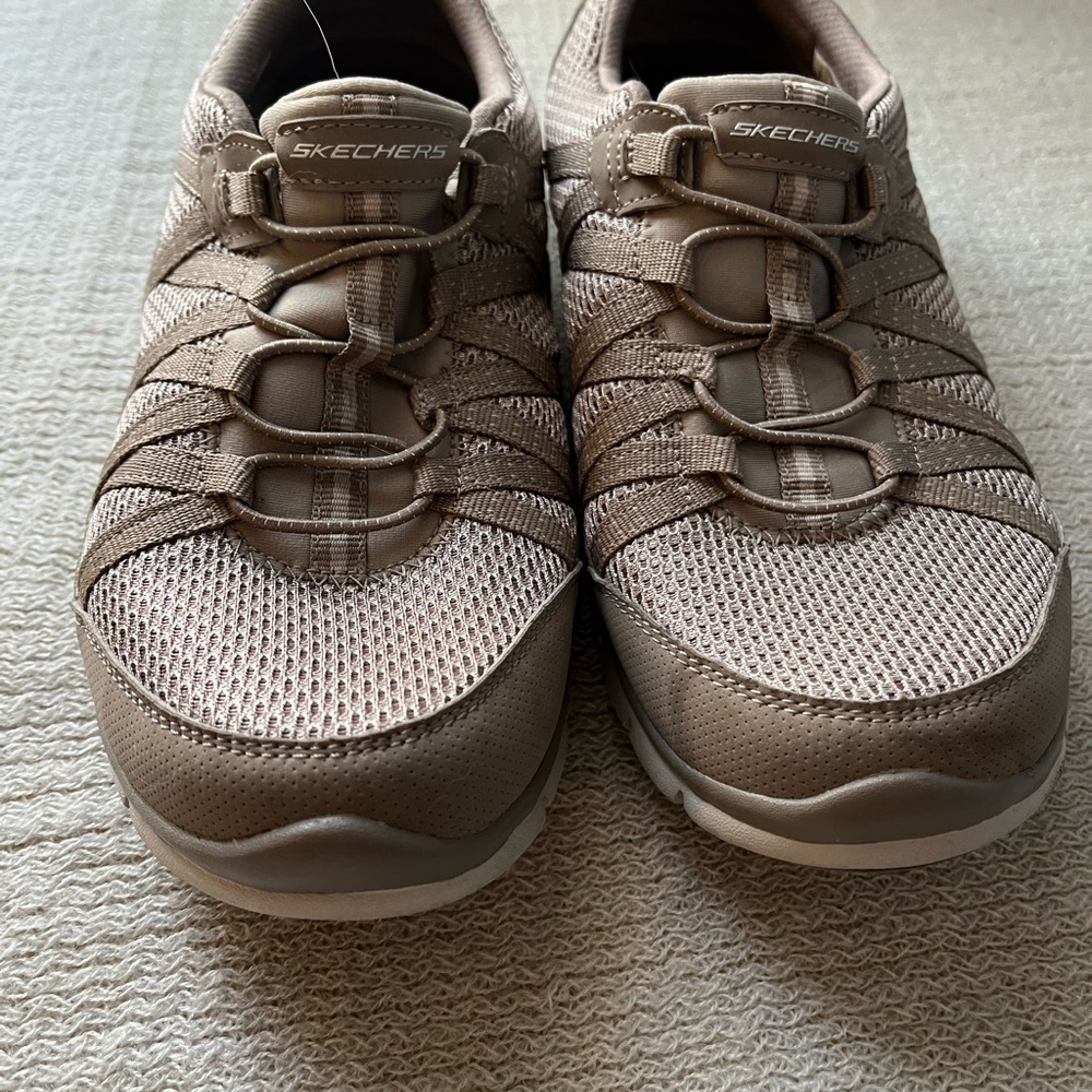 Sketchers slip on sneakers-Taupe-six 9